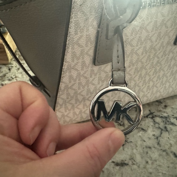 Used Michael Kors purse - Picture 5 of 5